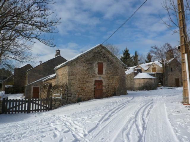 Le Passe Compose Villa Millau Exterior photo